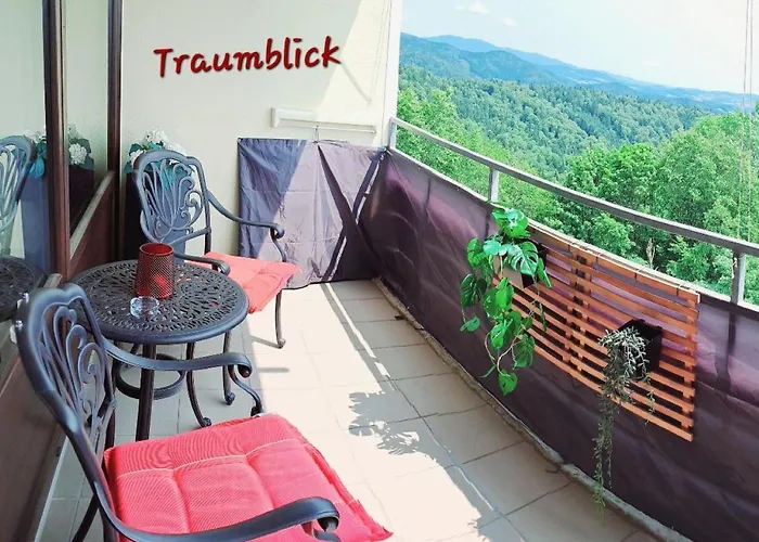 Traumblick Bayerischer Wald, Pool&sauna, Getränke, Klimaanlage Apartment *