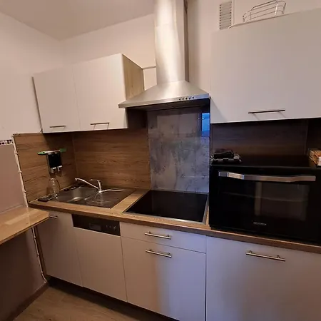 Traumblick Bayerischer Wald, Pool&sauna, Getränke, Klimaanlage Apartment Freyung